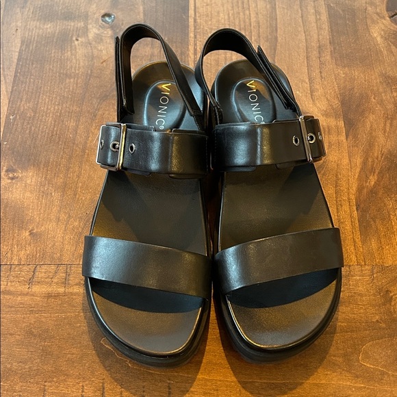 VIONIC Women’s Torrance Platform Lug Sandal | Black Size 9 - Picture 3 of 6